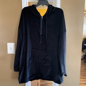 Oversized velvet pullover sweater